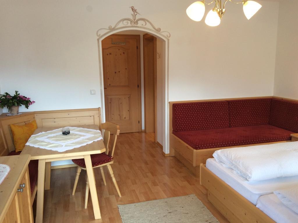 Klammer Gabi Obertilliach Room photo