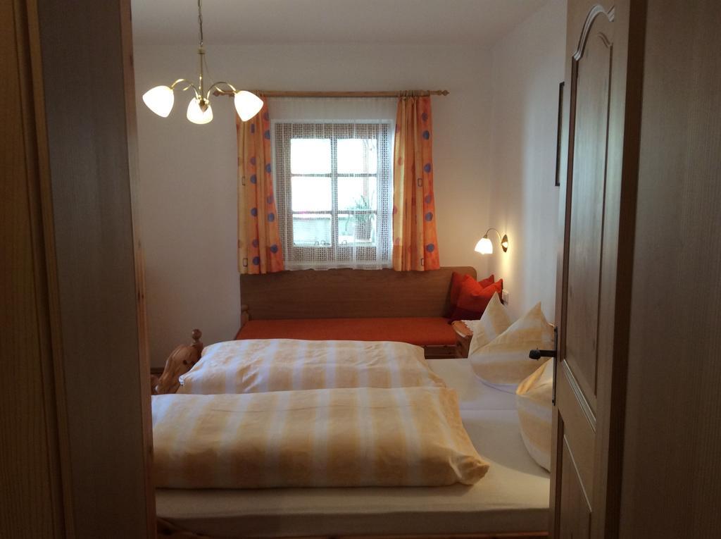 Klammer Gabi Obertilliach Room photo